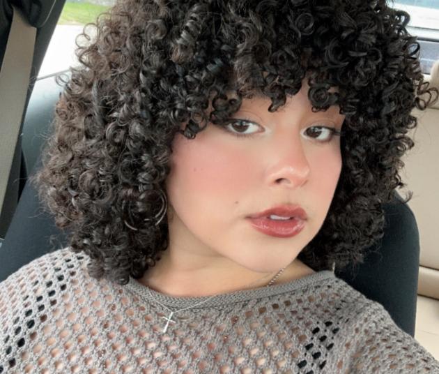 selfie with curly hair 